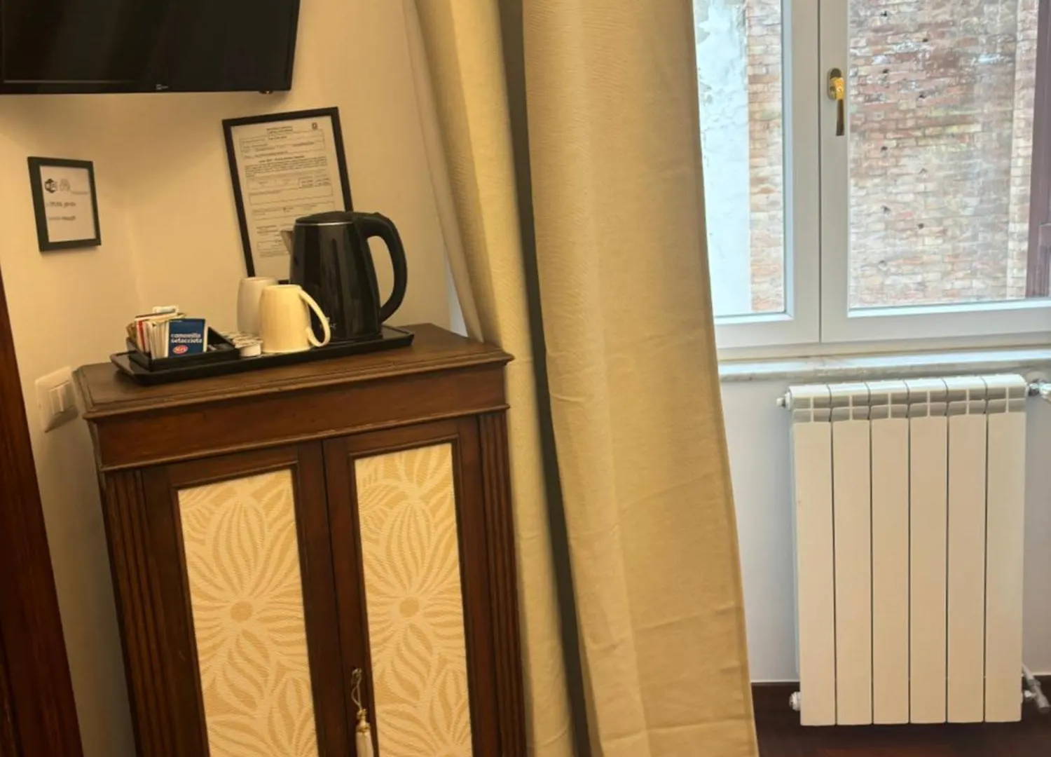 Folle Citta B&B Naples 0*,  Italy