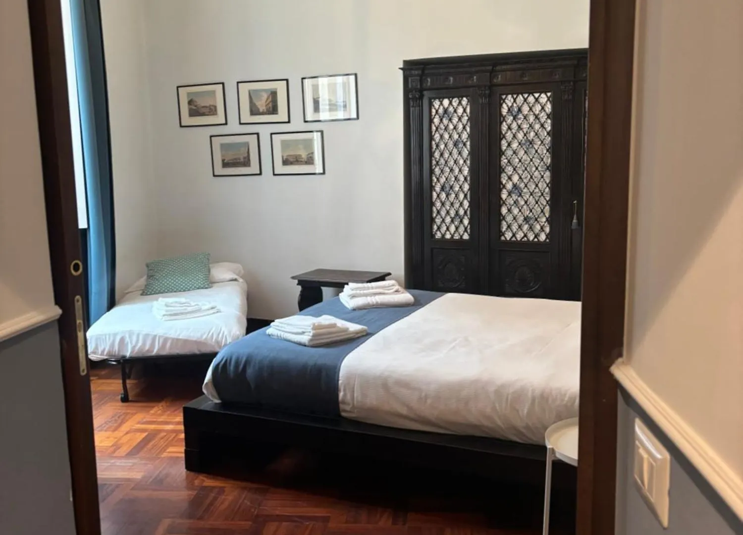 לינה וארוחת בוקר נאפולי Folle Citta B&B איטליה